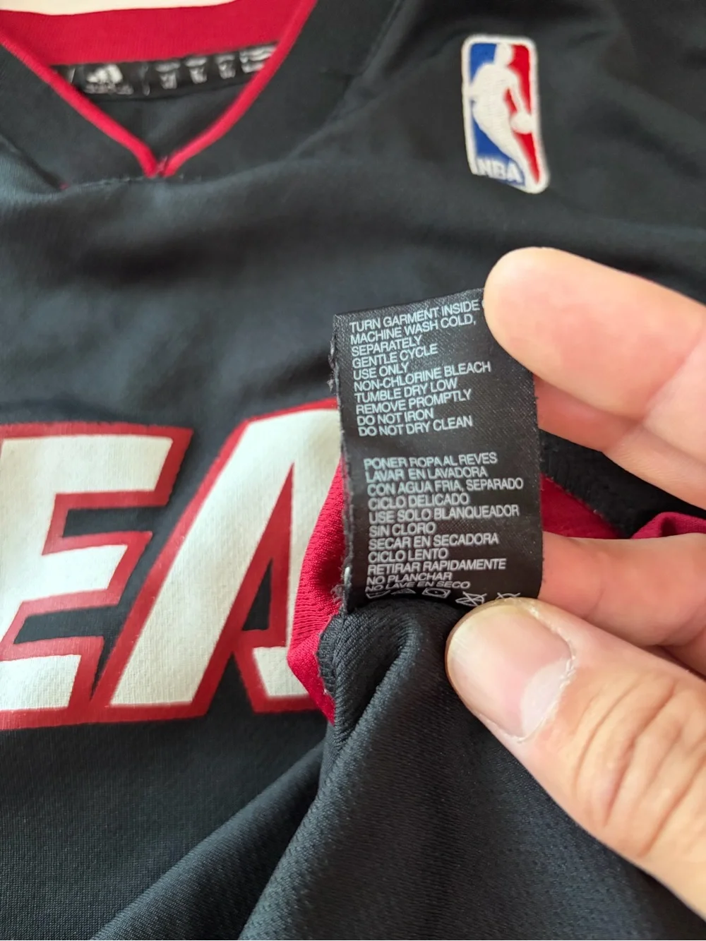 Adidas NBA Miami Heat LeBron James Basketball Jersey, Size: Youth Medium